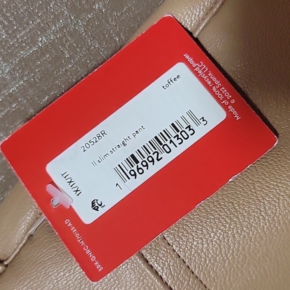 Spanx Leather Like Straight Pants - Picture 7 of 14